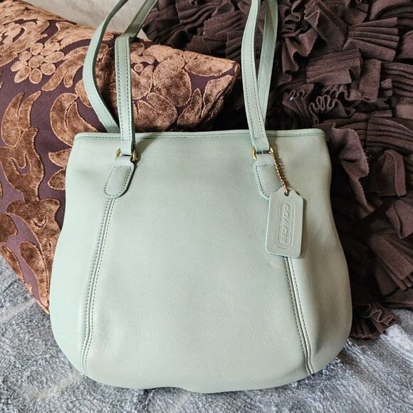 Vintage Coach Frame Pouch Shoulder Bag Purse in Seafoam Leather - Picture 1 of 8